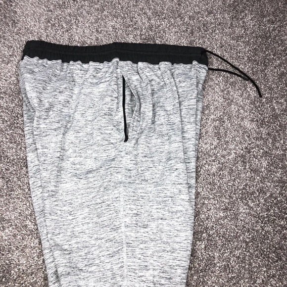 ✔️PUMA CLOUDSPUN SWEATPANTS JOGGERS - Picture 8 of 12